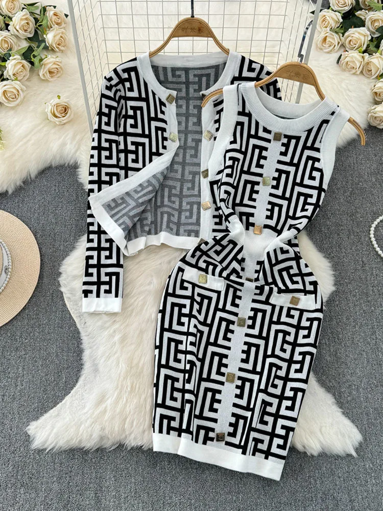 

Fashion Spring and Autumn Season Set Women's New Age Reducing Temperament Small Fragrance Knitted Cardigan Dress Two Piece Set