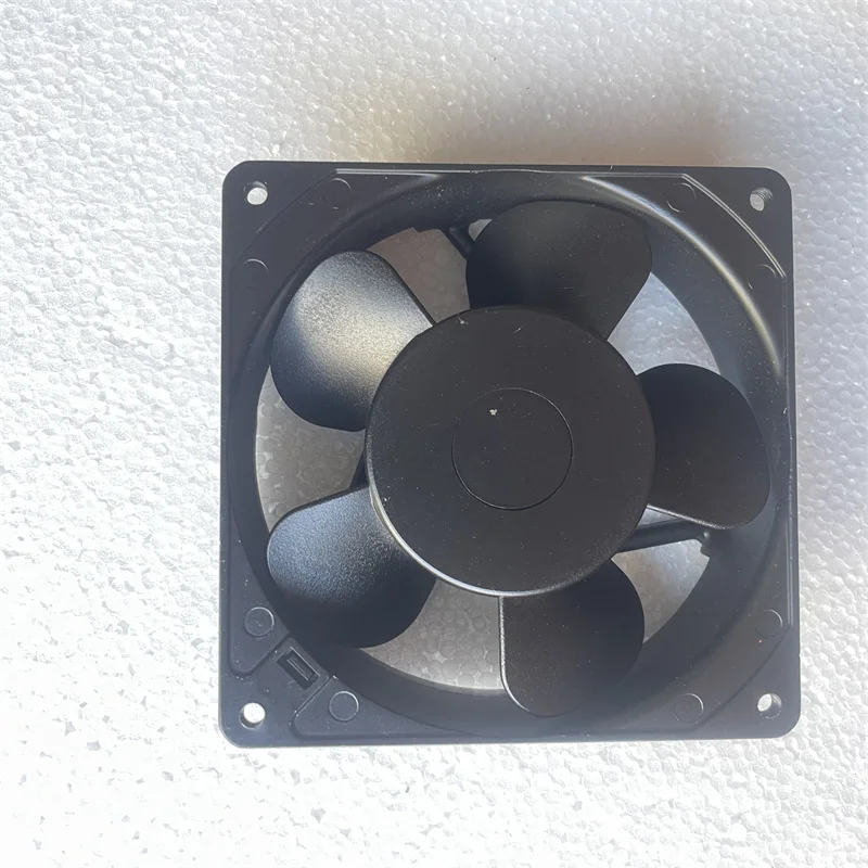 Вентилятор охлаждения с шарикоподшипником 4715MS-10T-B30 380 В А