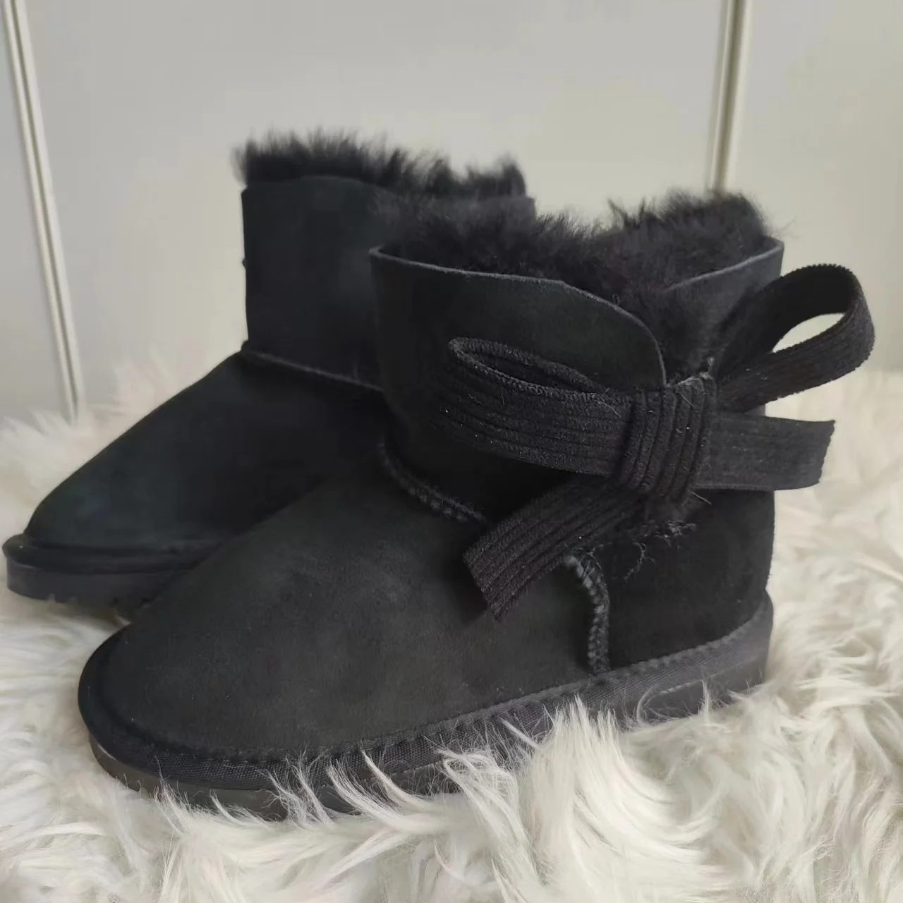 New Genuine Sheepskin Natural Fur 2023 Snow Boots Girls Boys Snow Boots Winter Warm Children's Shoes Wool Botas Kids Zapatos