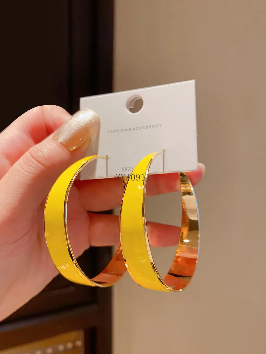 Orecchini a cerchio con smalto a goccia marea orecchini da donna ad alto senso orecchini a cerchio grandi esagerati unici