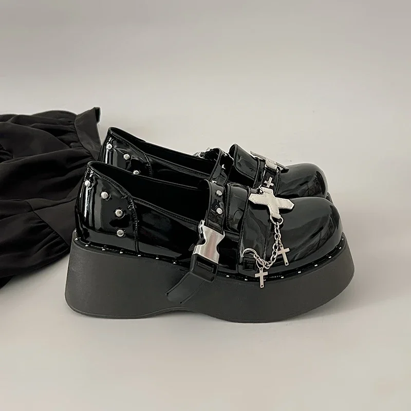 Original Punk Women Shoes Sweet Cool Thick Soled Shoes Gothic Hot Chick Cross Pendant Platform Lolita Leather Shoes