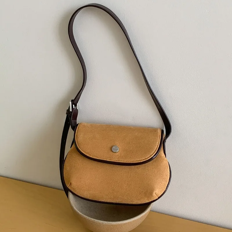 

2025 Autumn Winter Vintage Matte Single-shoulder Saddle Bag for Women Solid Color Simple Underarm Bag Fashionable and Versatile