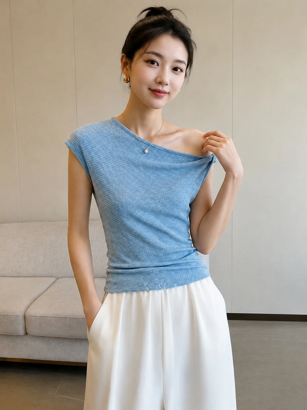 Slim Fit Shoulder T-Shirt Soft Comfortable Pure Color Versatile Minimalist Style Summer 2026 Women's Korean Fashion Top