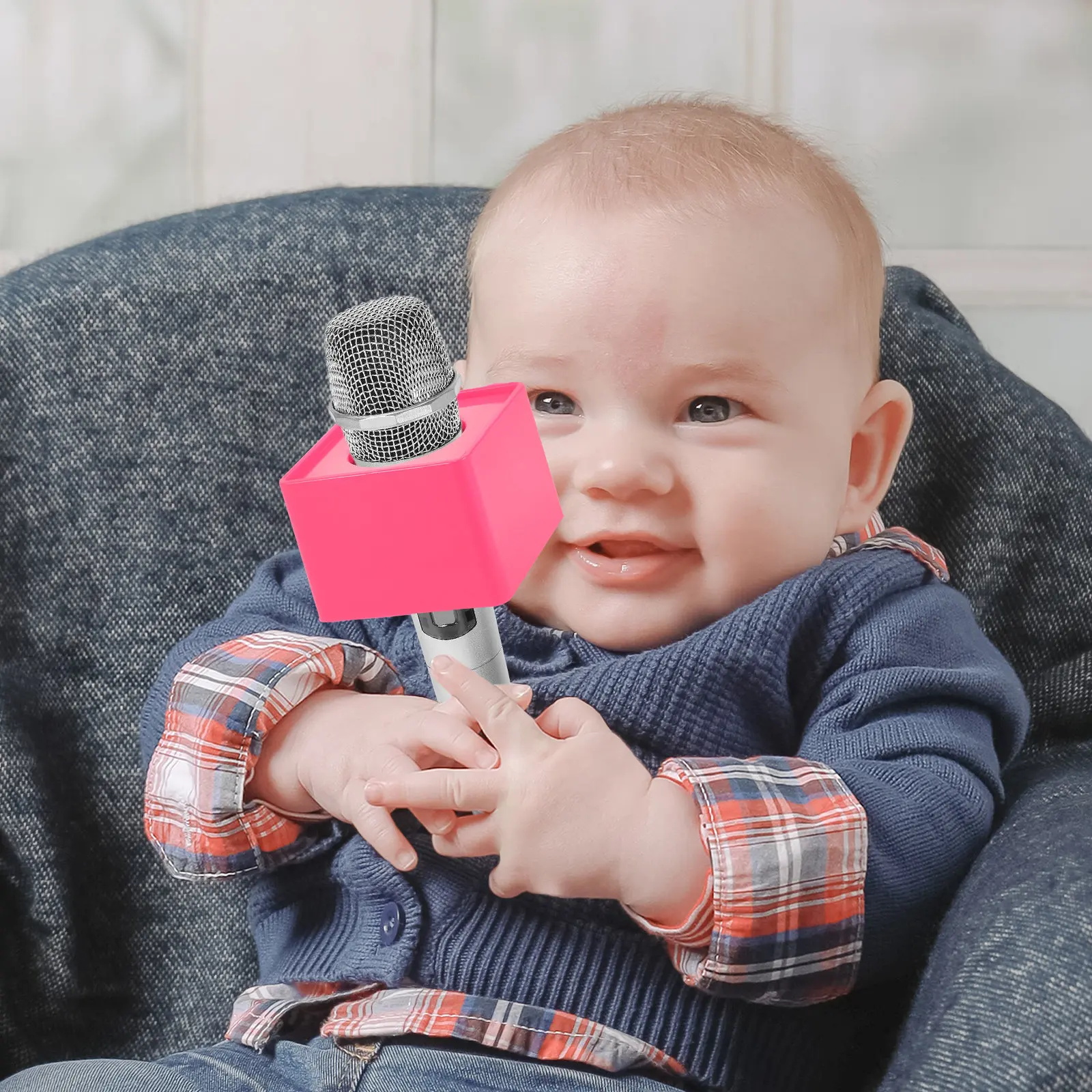 

Детская портативная квадратная микрофонная станция-куб с логотипом, подставка для микрофона для интервью, безопасная для детей, противоскользящая, профессиональная