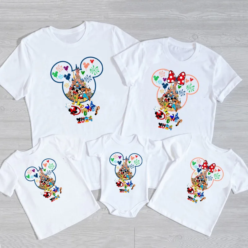 

2024 Disney Trip Shirts Funny Mickey Minnie Family Matching Outfits Look First Disneyland Trip Mom Dad Kids Tshirt Baby Clothes