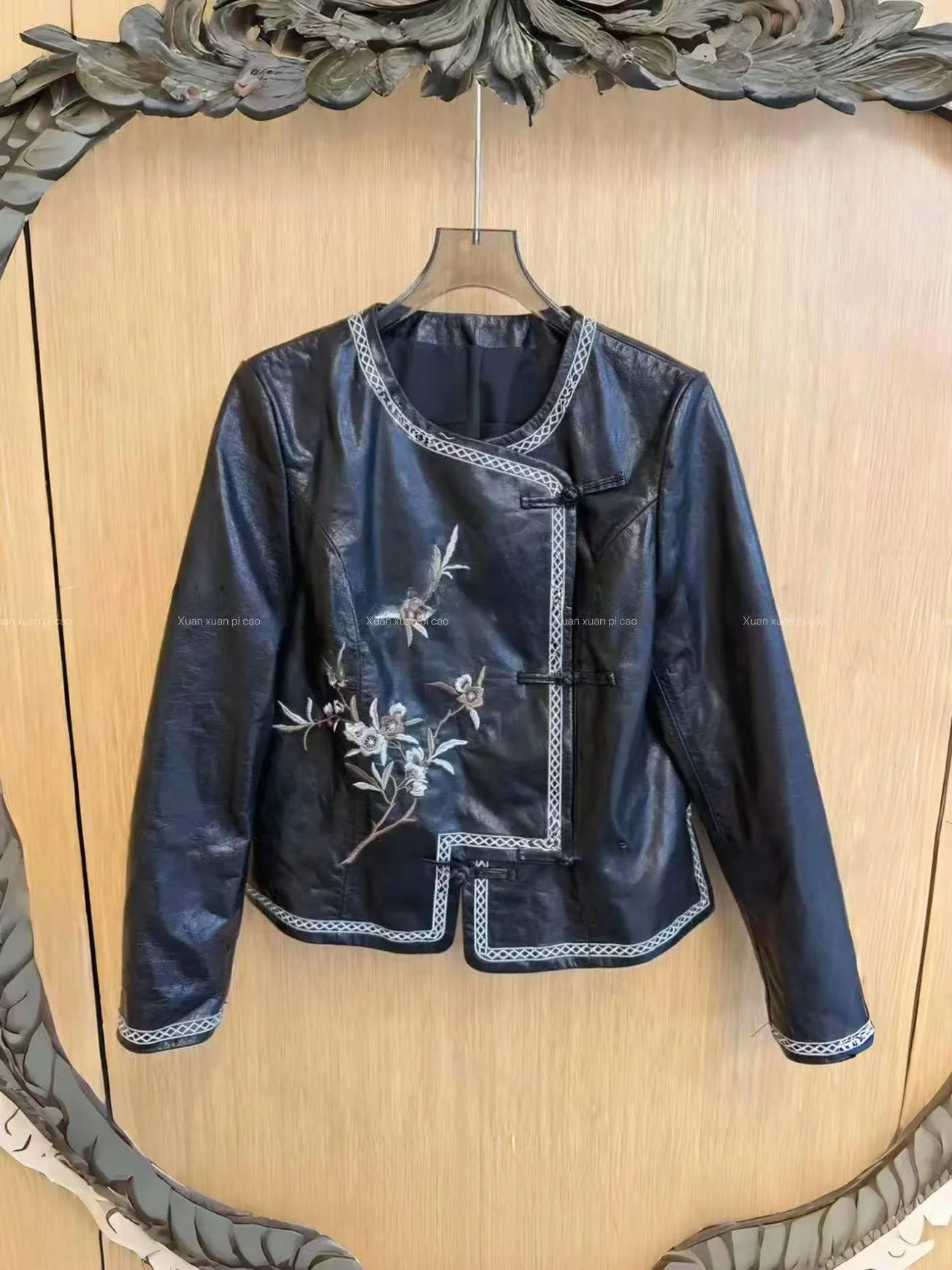 

2026 New Sle Women's eepskin Leather Jaet ort Biker Coat Slimming Top Faionable Commute Wind with kets Long Sve