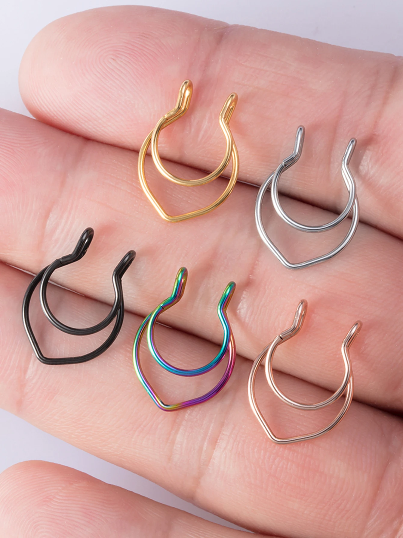 1pc Fashion Punk Fake Nose Septum Rings Hoop Stainless Steel Faux Nose No Piercing Clip Septum Nose Rings Fake Piercing Jewelry