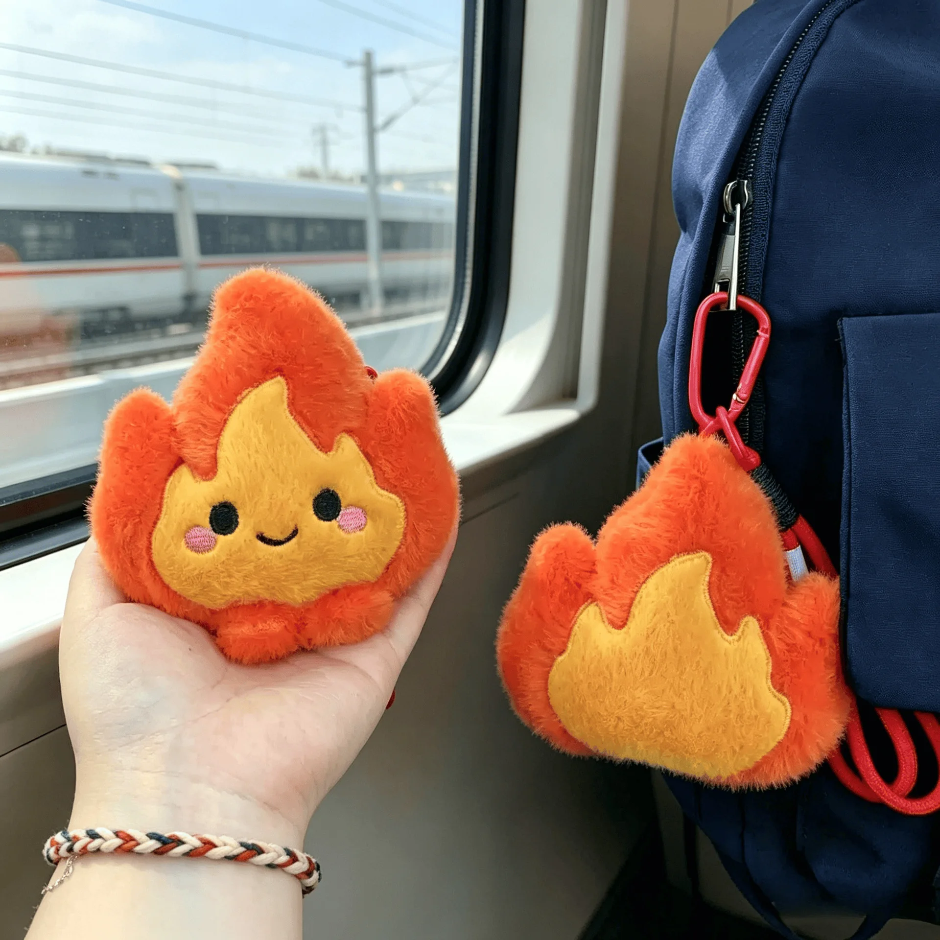 Small spark plush keychain, detachable hanging rope, three-dimensional embroidery, no shedding of hair