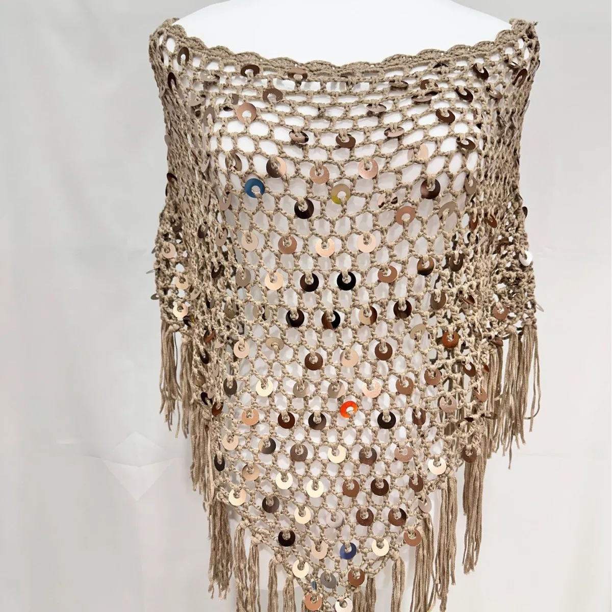 

Women'S Hand Hook Sequin Tassel Knitted Cover, Bohemian Style Hollow Triangular Pullover Shawl, Summer Fashion Breathable Cape