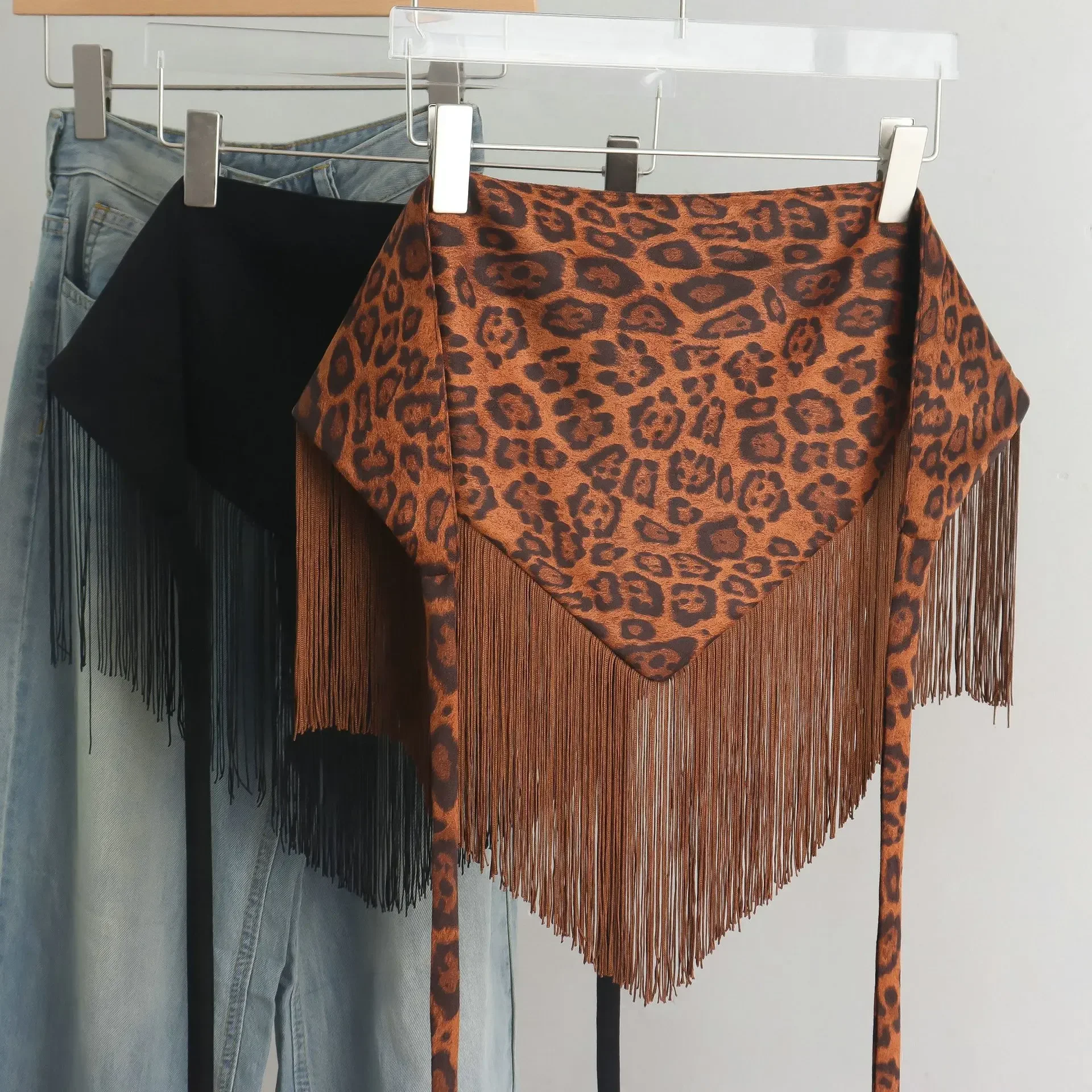 

Millennial Hot Girl с леопардовым принтом и кисточками, широкий пояс для женщин, американский стиль Y2K в стиле ретро, подходящие юбки и джинсы