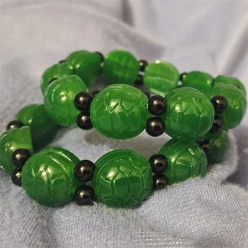 Hot selling natural hand-carve Jade Burmese emeral green money turtle Baranglet fashion accessories Men Women Luck Gifts Amulet