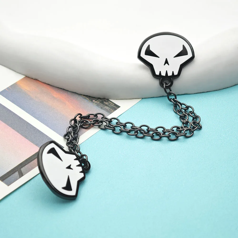 Halloween Gothic Doppel-Totenkopf-Kettenbrosche, Punk-Skelettkopf-Metallabzeichen, Kragenpin, Quasten-Ketten-Reversnadeln, Schmuckgeschenk – Detail 4