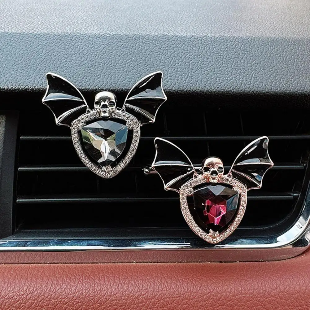 

Car Aromatherapy Outlet Clip Car Creative Decoration Alloy Rhinestone Gemstone Bat Skull Car Perfume Clip Car Accessories