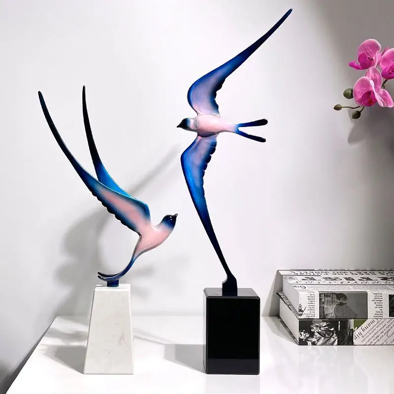 

Alloy ornament "Flying Swallow Ornament" Living room home decoration desktop ornament