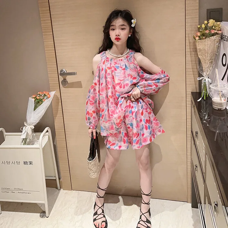 Girls Suits 2024 Summer Small Fresh Set Girls Sun-protective Clothing Off-shoulder Shorts Floral Fashion Two-piece Set Clothes