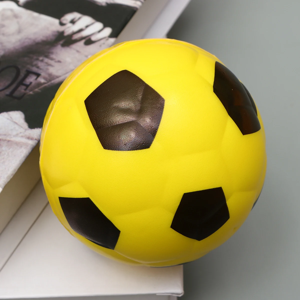 Esponja sólida futebol 10cm bolas do plutônio brinquedo esportivo crianças novidade diversão ao ar livre mini bola de futebol conjunto melhorar habilidades