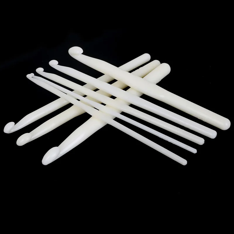 1Pc 3mm-10mm White Plastic Handle Crochet Hook Thick Head Knitting Needles for Handmade Knitted DIY Crafts Accessories