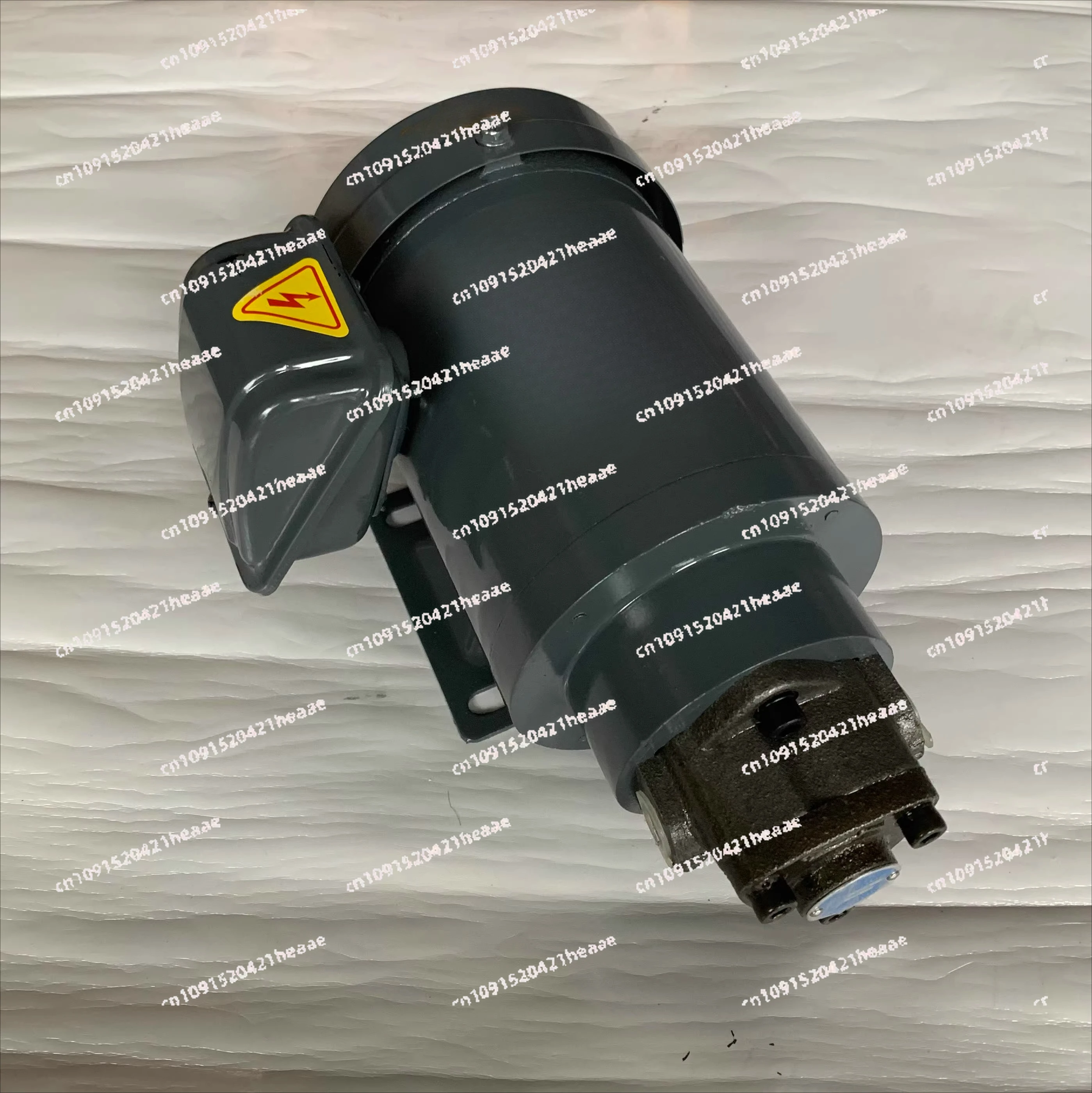 

Suitable for machine tool lubricating oil pump triangular cycloid pump 220/380V oil pump motor TOP-12A + 1/4HP