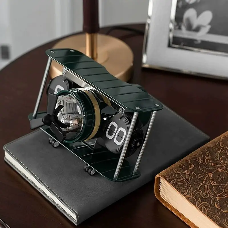 Creative mechanical automatic electronic page turning clock desktop retro ornament