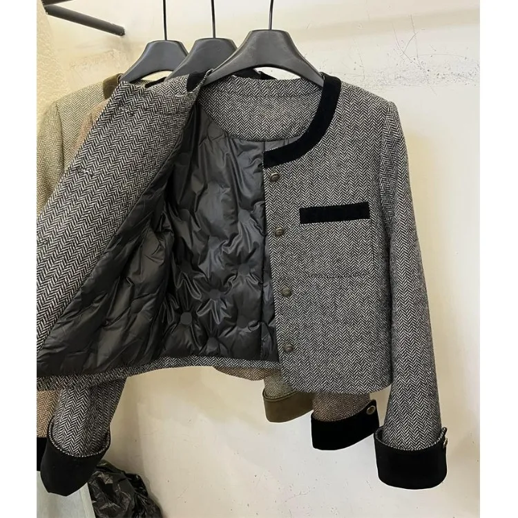 الشتاء Thiened Fce اصطف ort القطن Jaet المرأة الدافئة Sli Faionable الخريف الشتاء جديد Sle ملابس خارجية معطف