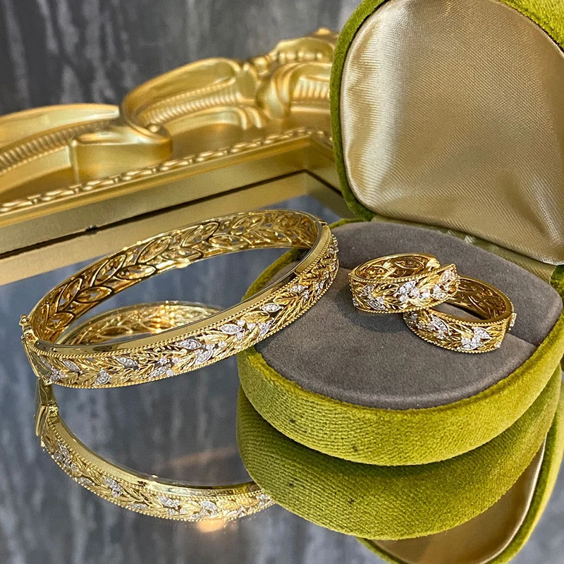 Aazuo 18K Yellow Gold Real Diamonds Luxury Jewerly Set Vintage Ring Bangle Earring Luxury Gifted For Women Engagement Party