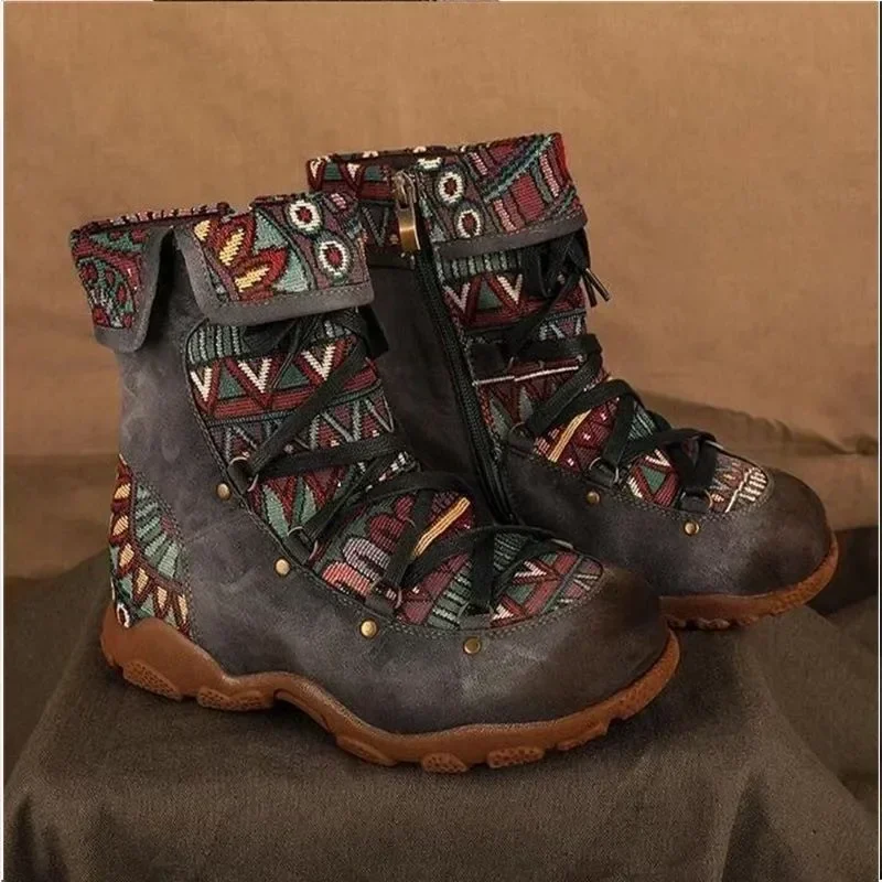 2024 New Women's Ethnic Style Large Short Boots Fashion Retro Side Zipper Round Head Autumn/Winter Fashion Bare Boots sneakers