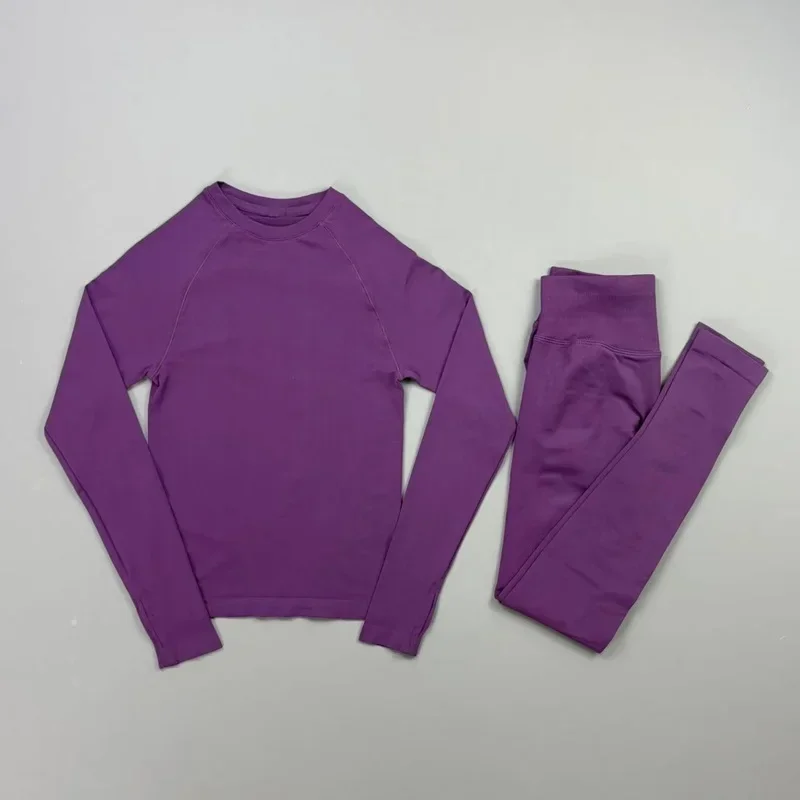 2-teiliges Gym-Set für Damen: Rundhals-Shirt mit Daumenlöchern, Langarm, Slim Crop Shirt, Scrunch Butt Leggings, Dehnbarer Weicher Yoga-Pilates-Anzug – Detail 13
