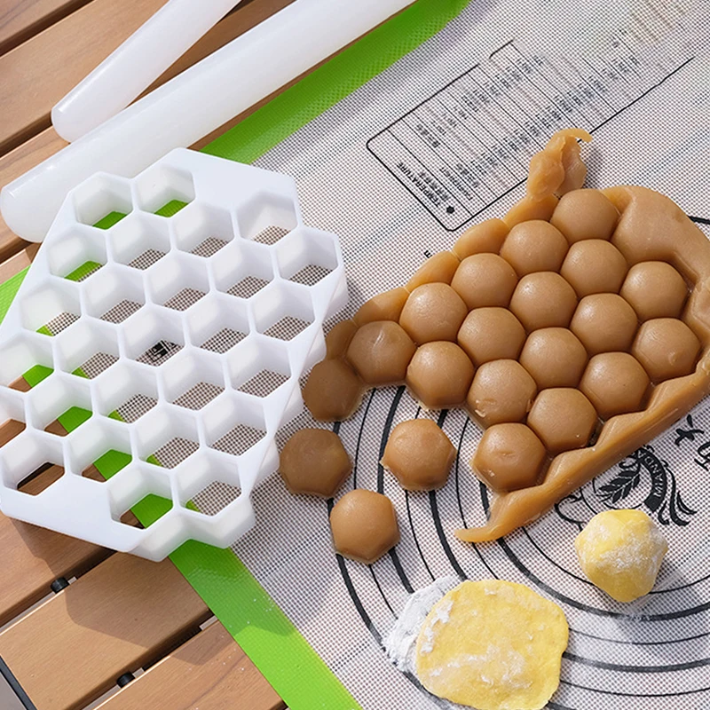 1pc Honeycomb Divider Dumpling Pastry Divider Pasta Filling Dough Equalizing Cutter Kitchen Supplies Tools