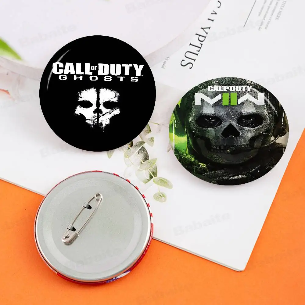 نداء الواجب الفيلم الكلاسيكي 58 مللي متر اليدوية بروش الكرتون تأثيري شارة على ظهره مجوهرات اكسسوارات هدايا #3