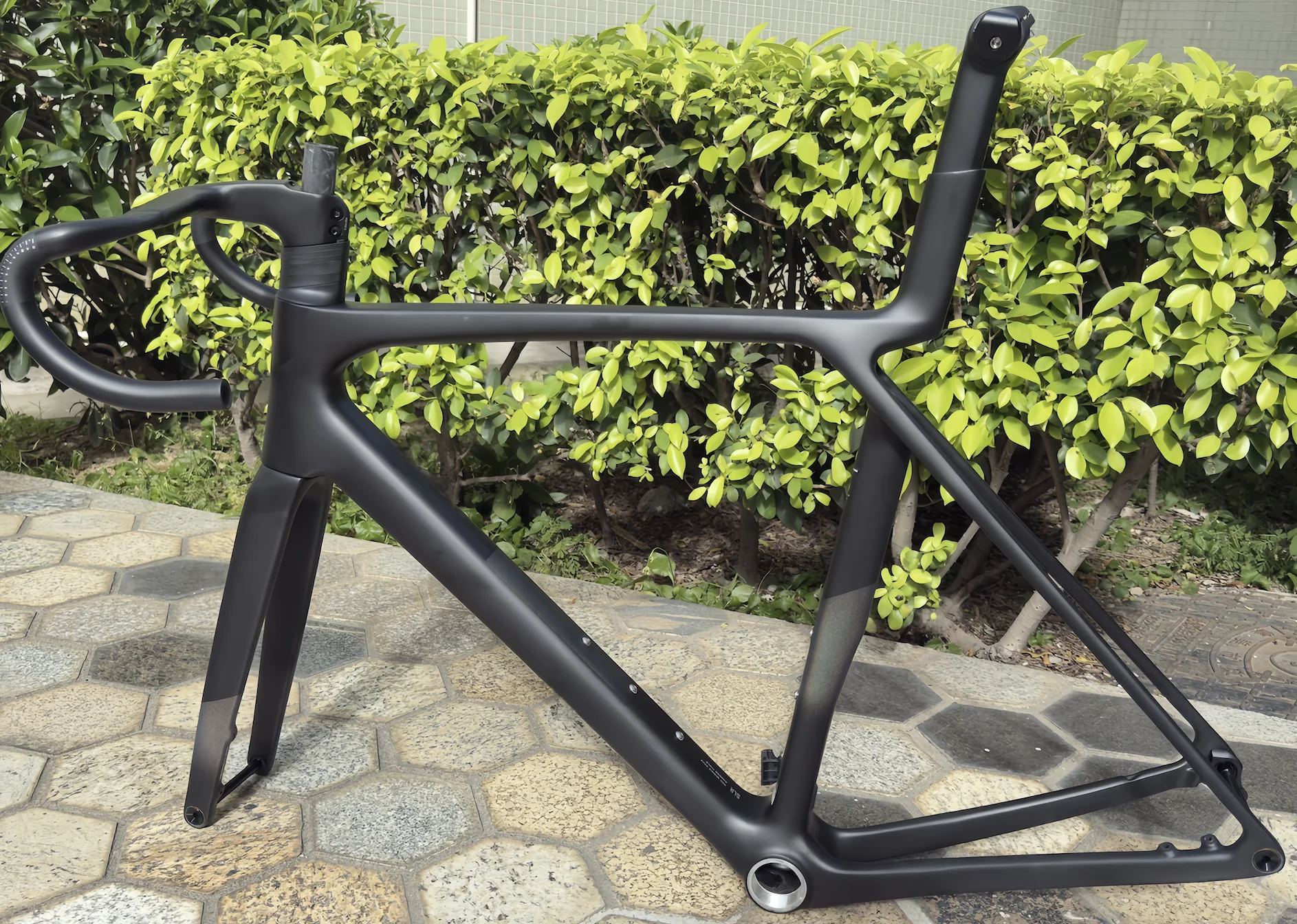 2024 New Slr Gen8 Frame Lightweight Carbon Road Frame Disc Brake Frame: Frame + Front Fork + Seat Post + Headset + Handlebar