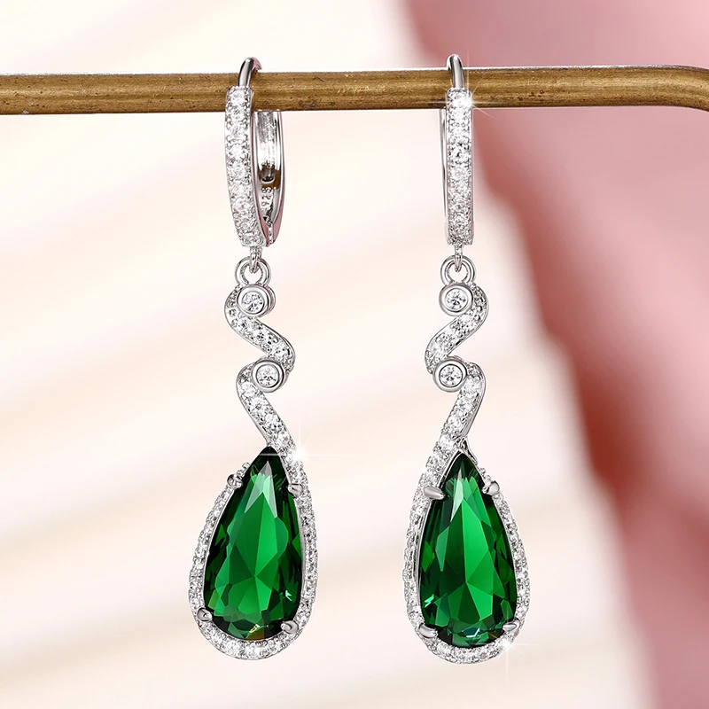 Huitan Luxus Silber Farbe Tropfen Ohrringe mit Birne grün Zirkonia für Frauen Aussage weibliche Ohrringe Geschenk Party Schmuck