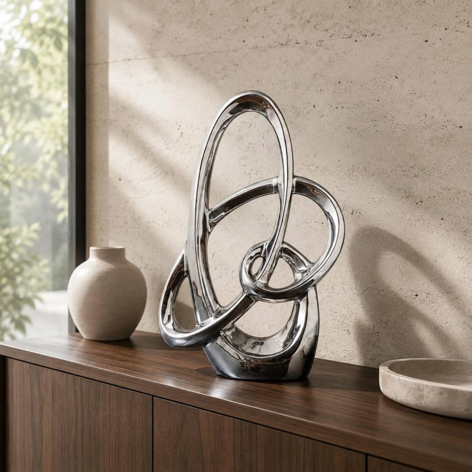 

Loop Sculpture Sculptural Abstract Ornament Metal-Finish Decor Piece Glossy House Decoration Built-in Base for Entryway