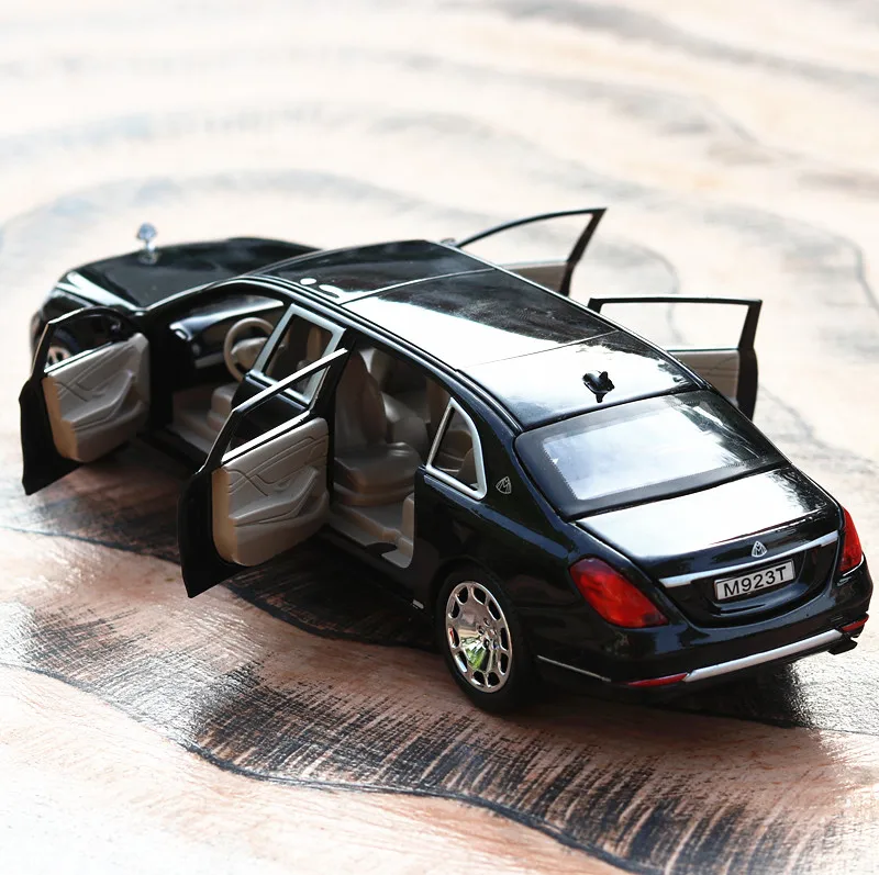 1:24 Maybach S600 إطالة سبائك الزنك سيارة نموذج محاكاة عالية الصوت والضوء التراجع الاطفال لعبة هدية عيد الميلاد