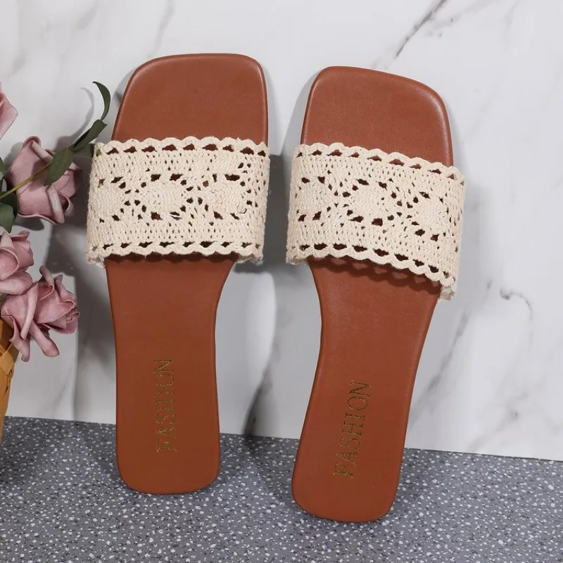 

Летние кружевные женские тапочки, элегантные полые женские модные повседневные туфли без шнуровки, уличные универсальные женские тапочки на плоской подошве с открытым носком