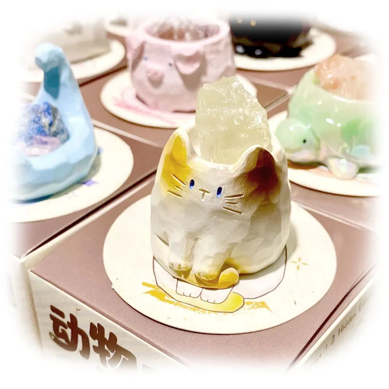 クリスタルアニマルブラインドボックス - デスクトップデコレーション用のかわいいレジンフィギュア、ユニークなコレクタブルトイ、あらゆる年齢層のためのクリエイティブなギフト。