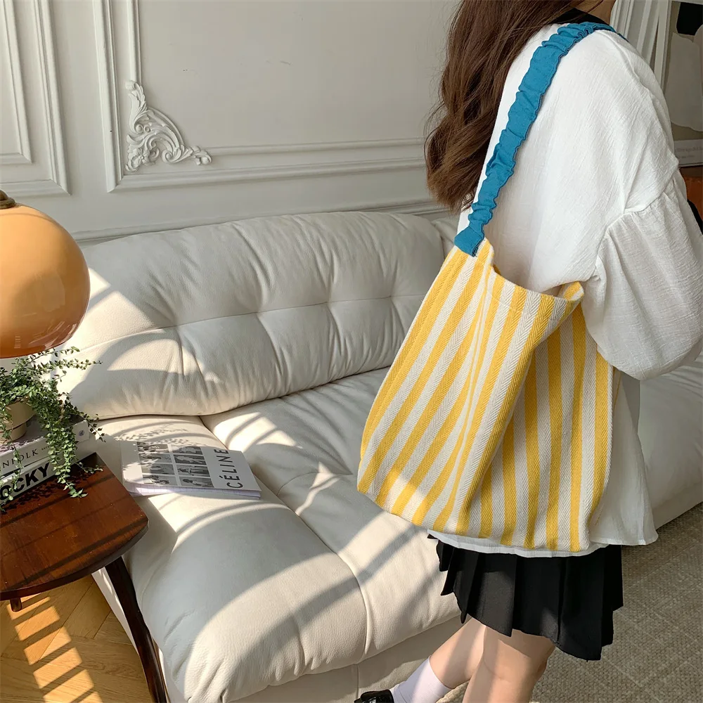 Contrast Color Stripe Ladies Shoulder Bags Simple Canvas Tote Bag Casual Ladies Bucket Handbags Wrinkled Strap Student Bookbag