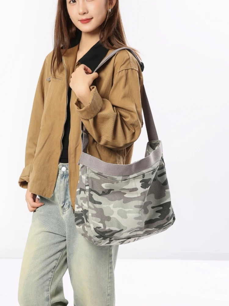 Camouflage Spot Pattern Canvas Crossbody Bag Large Capacity Single Shoulder Bag for Commuting And Class Women's Bag