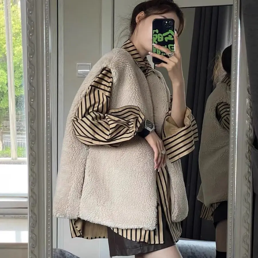 Autumn Winter Lamb Velvet Vest Women's Short Outerwear Jacket Sleeveless Layering Outerwear Fashion Style 2027 Spring
