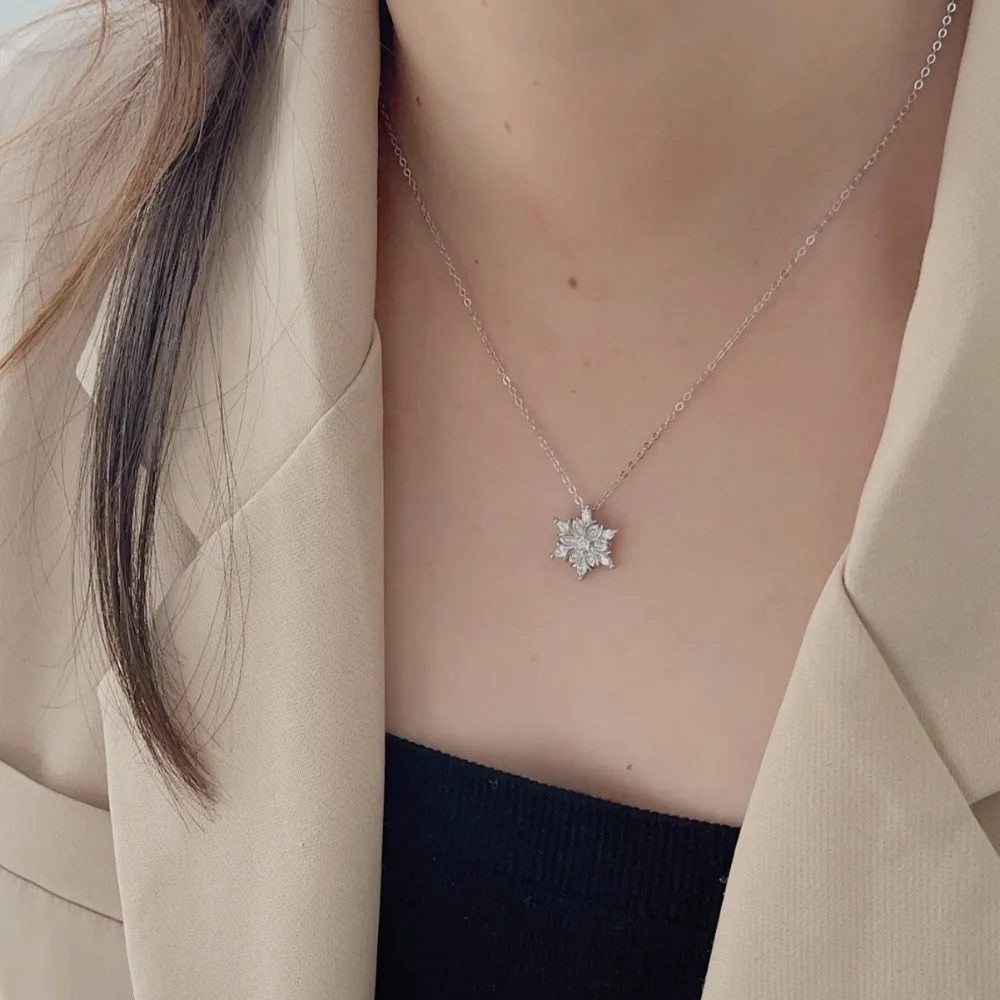 섬세한 눈송이 모양 크리스마스 스타일 목걸이 여성 디자인 감각 목걸이