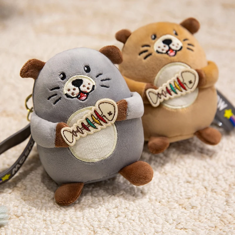 12/20/30cm dos desenhos animados abraçando peixe lontra brinquedo de pelúcia pingente travesseiro marrom cinza redondo lontra brinquedo de pelúcia decoração para casa presente para crianças