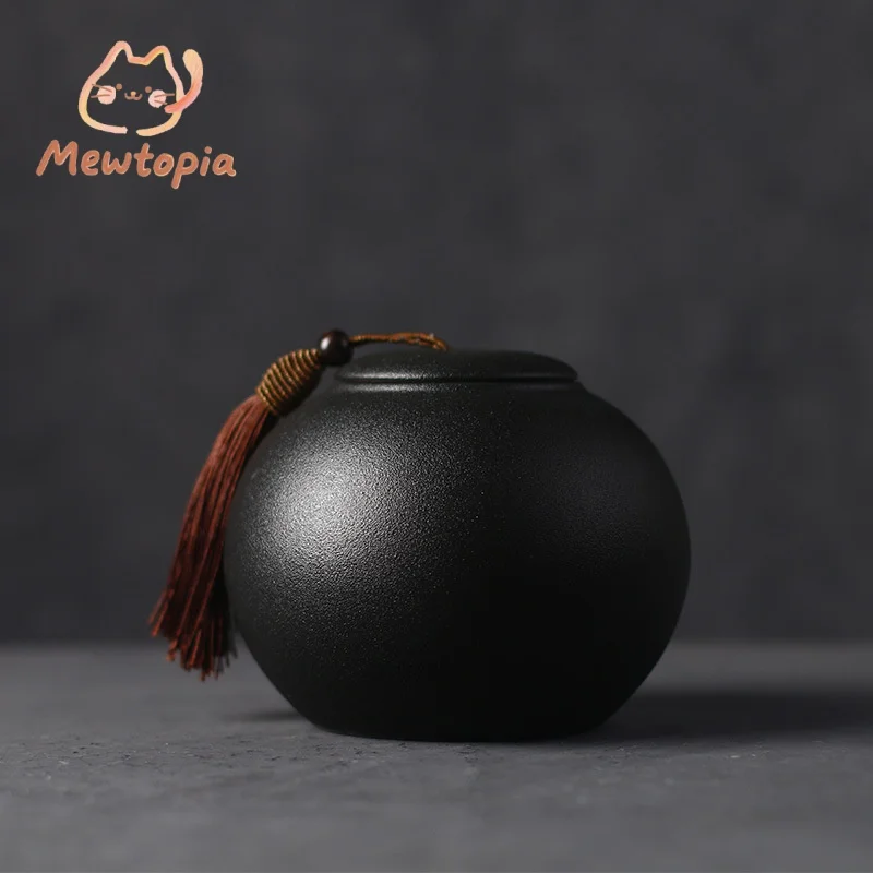 Black Ceramic Pet Urn Fine Frosted Black Appearance Family Pet Ashes Placement Memorial Jar Rabbit Cat Dog Ashes Coffin