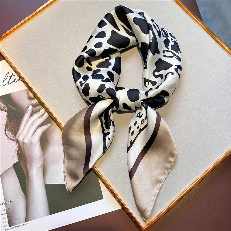 2024 Luxury Brand Satin Silk Scarf Ladies Leopard Print Women Shawl Headband Small Hair Scarves Female Handkerchief Scarves