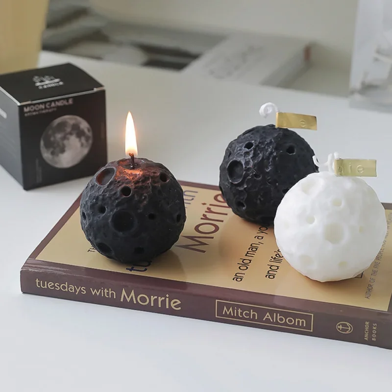 Velas perfumadas con forma de luna, venta al por mayor, sabor de madera de agar de ébano, regalo creativo para mano, vela aromática de estilo Luna negra, 1/5/10/20 Uds.