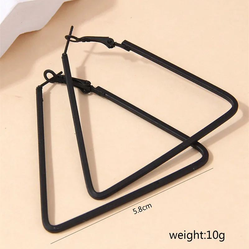 Fashion Punk Style Black Hoop Earrings Geometric Shaped Hoop Earrings Fashion Jewelry