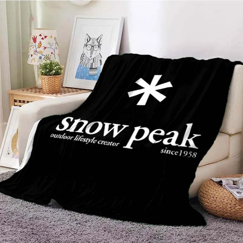 2026 new model Fashion S-Snow Peak Style Graphic Flannel Throw Blanket Soft Warm Camping Outdoor Blanket Sofa Bedroom Home Decor
