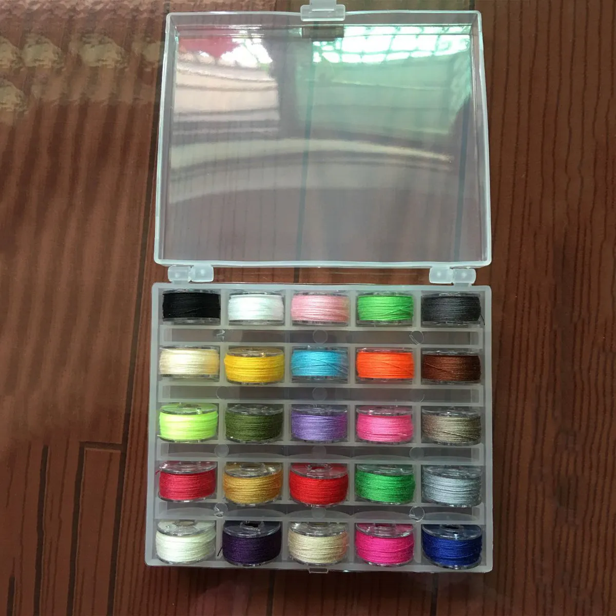 25Pcs Sewing Bobbins Spools with 25 Different Colors Thread for Home Machines Translucent Case Organizer Quick Color Selection