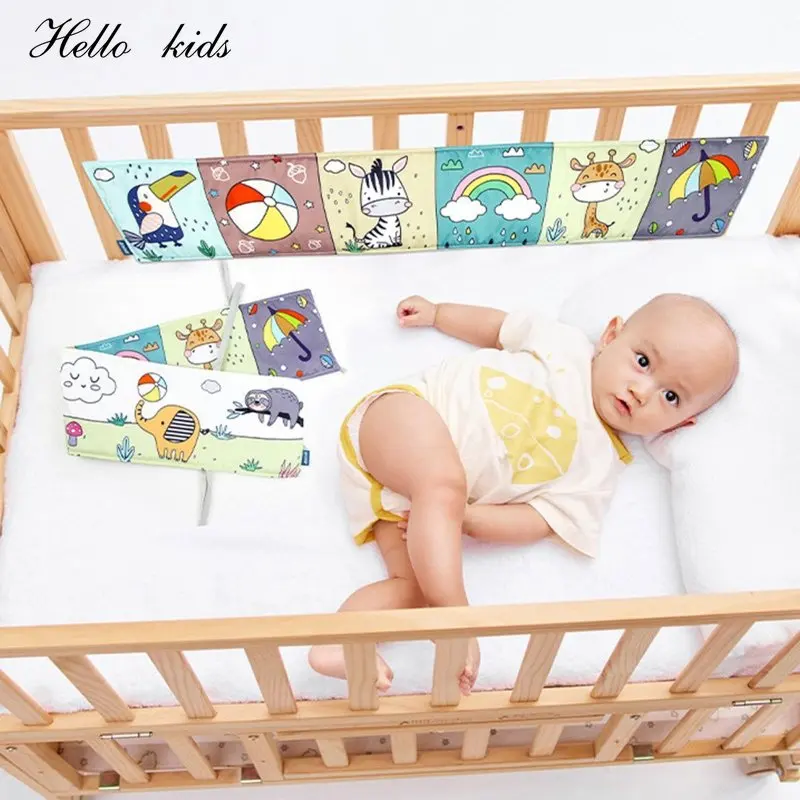 Sensory Cloth Book Baby Toys 0 12 Months Newborn Bed Sticker Crib Bumper Black and White Animal Quiet Books Montessori Baby Book