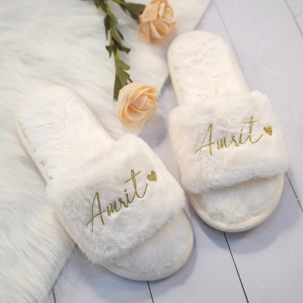 Customized Fluffy Slippers Wedding Bachelorette Party Gift Bridesmaid Open Toe Slippers Indoor Party Shoes Spa Plush Slippers