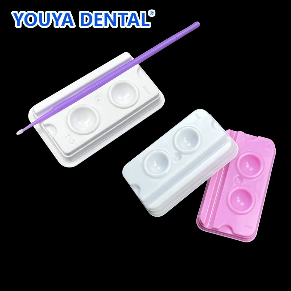 100pcs 2 Slots Disposable Dental Mixing Well Ceramic Palette Mixing Adhesive Trays Model Dentistry Consumable Material