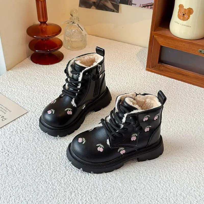 Kids Fashion Boots 2026 Autumn Winter New Girls Embroidered Princess Boots Fleece Lined Ankle Boots